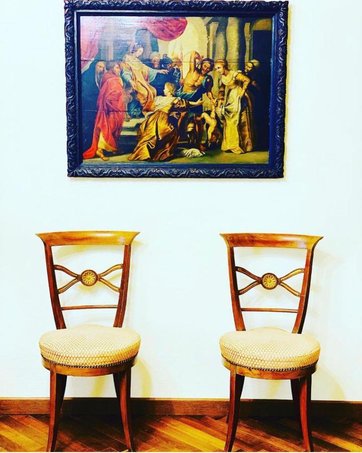 Palazzo Lari Sarzana Hotel Екстериор снимка